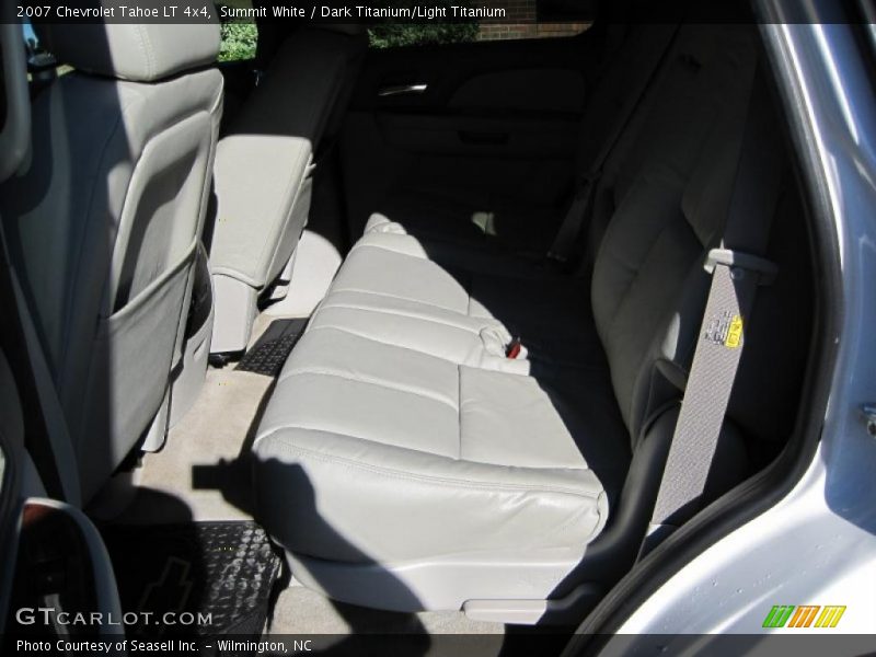 Summit White / Dark Titanium/Light Titanium 2007 Chevrolet Tahoe LT 4x4