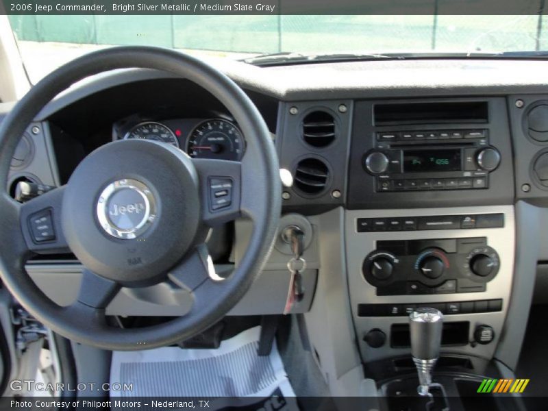 Bright Silver Metallic / Medium Slate Gray 2006 Jeep Commander