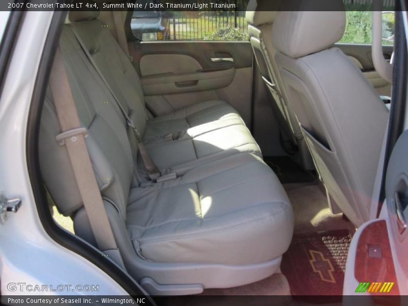 Summit White / Dark Titanium/Light Titanium 2007 Chevrolet Tahoe LT 4x4