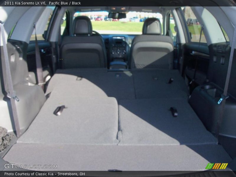Pacific Blue / Black 2011 Kia Sorento LX V6