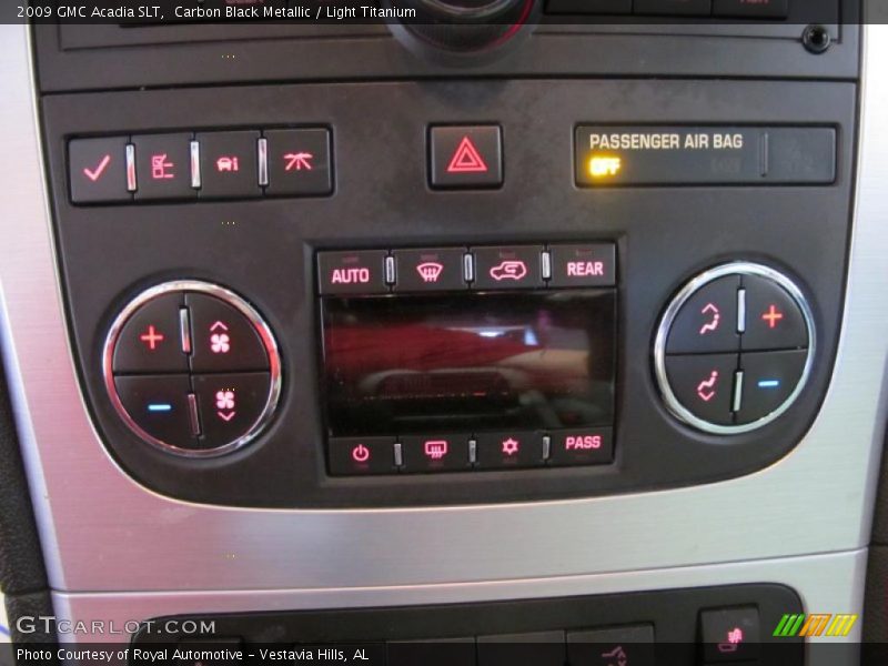 Controls of 2009 Acadia SLT