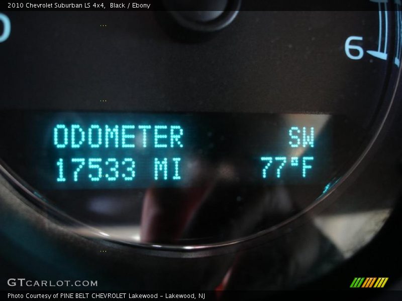 Black / Ebony 2010 Chevrolet Suburban LS 4x4
