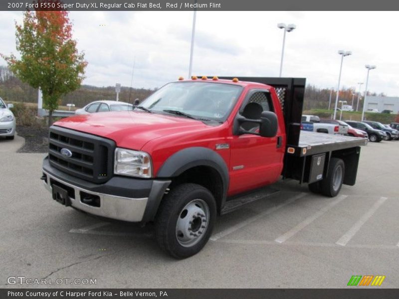 Front 3/4 View of 2007 F550 Super Duty XL Regular Cab Flat Bed