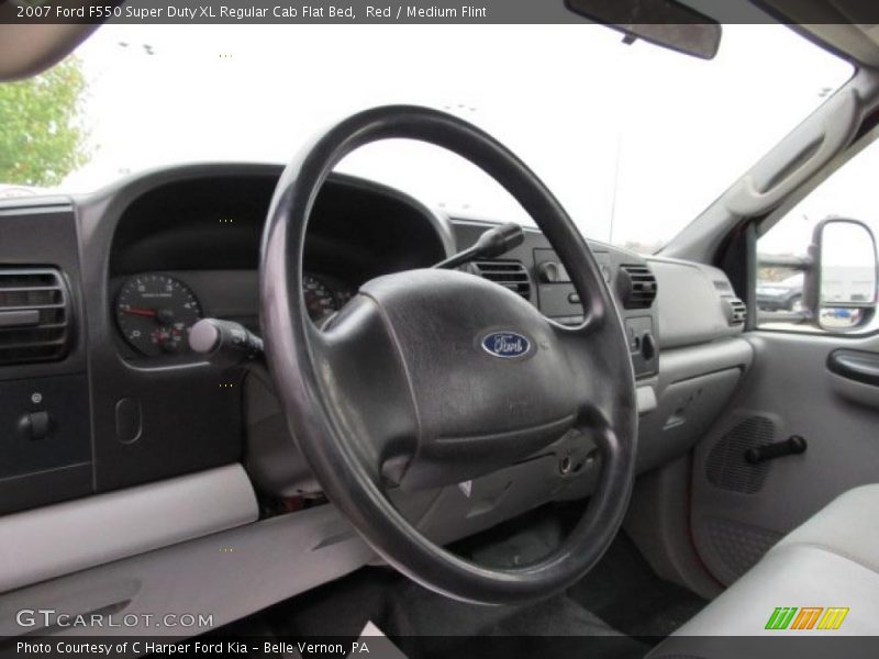  2007 F550 Super Duty XL Regular Cab Flat Bed Steering Wheel