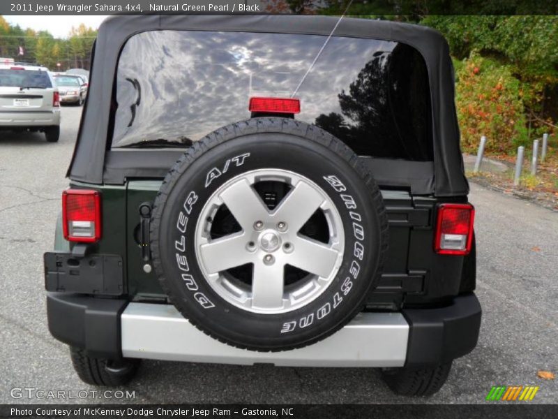 Natural Green Pearl / Black 2011 Jeep Wrangler Sahara 4x4