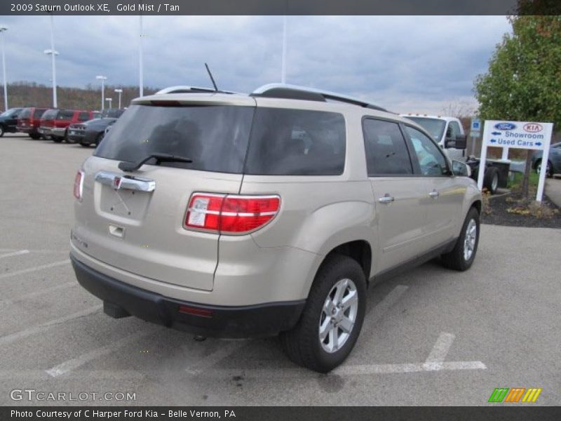 Gold Mist / Tan 2009 Saturn Outlook XE