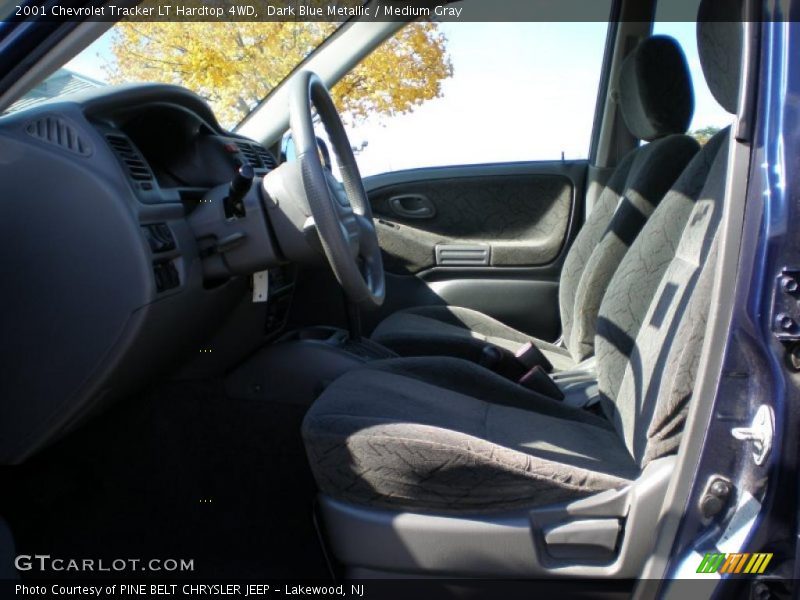 Dark Blue Metallic / Medium Gray 2001 Chevrolet Tracker LT Hardtop 4WD