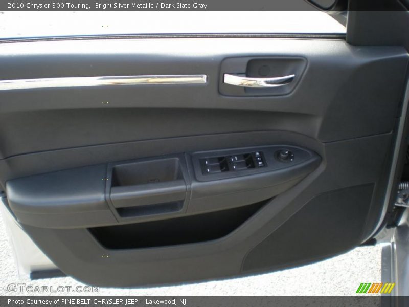 Door Panel of 2010 300 Touring