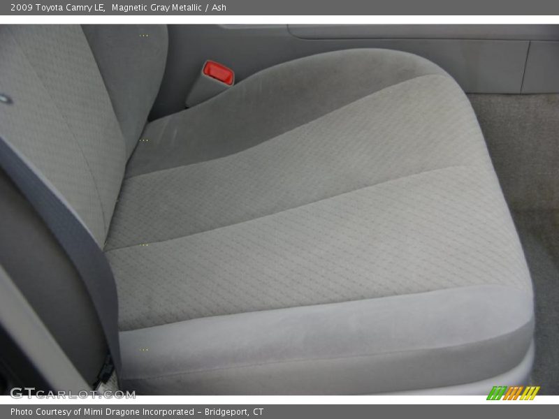 Magnetic Gray Metallic / Ash 2009 Toyota Camry LE
