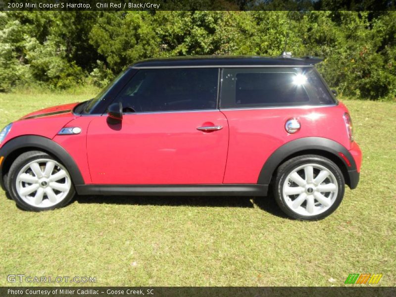 Chili Red / Black/Grey 2009 Mini Cooper S Hardtop