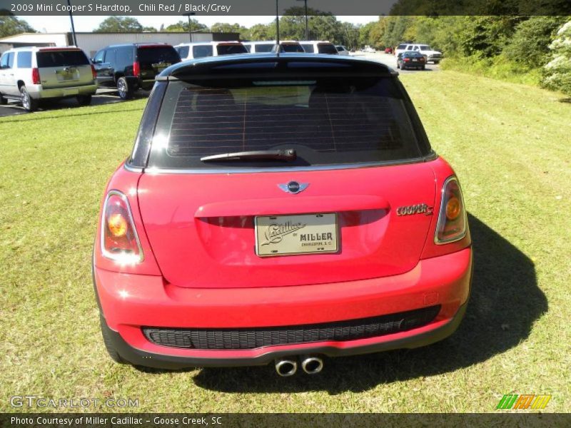 Chili Red / Black/Grey 2009 Mini Cooper S Hardtop