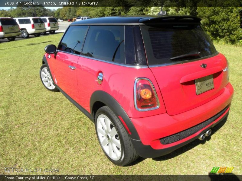 Chili Red / Black/Grey 2009 Mini Cooper S Hardtop
