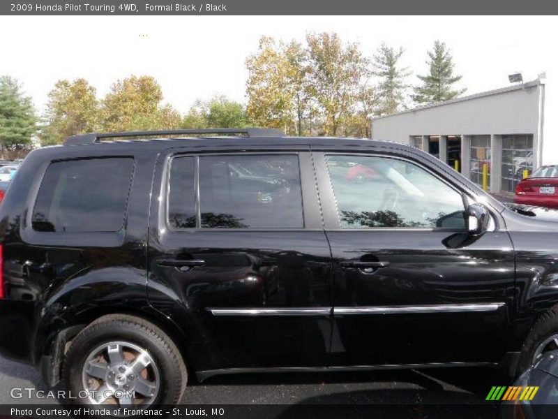 Formal Black / Black 2009 Honda Pilot Touring 4WD
