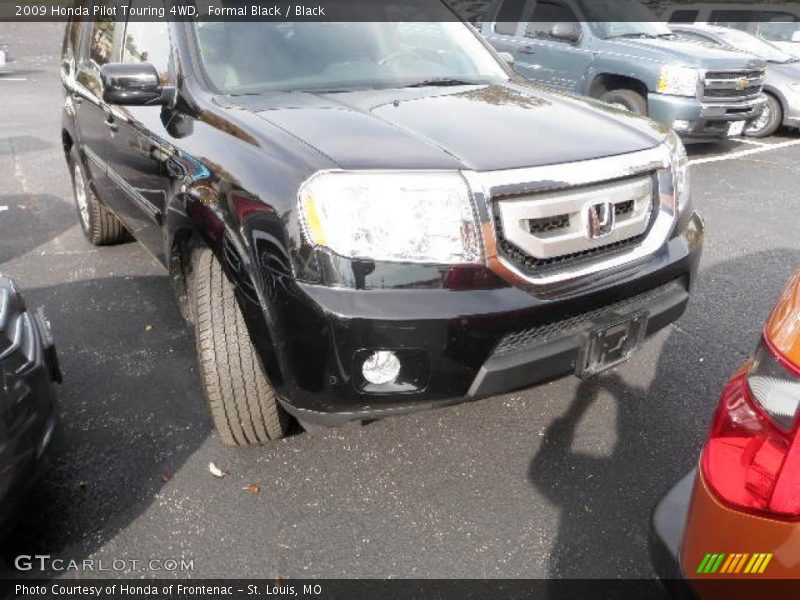 Formal Black / Black 2009 Honda Pilot Touring 4WD