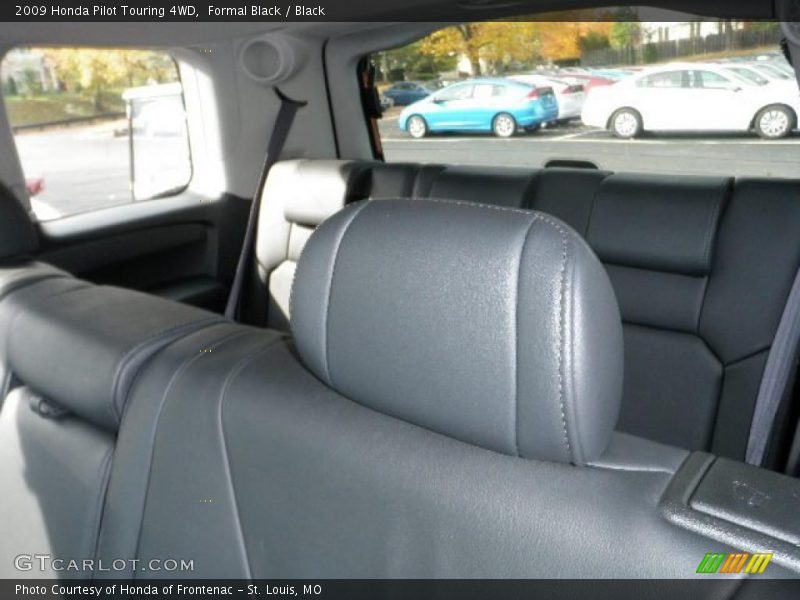 Formal Black / Black 2009 Honda Pilot Touring 4WD