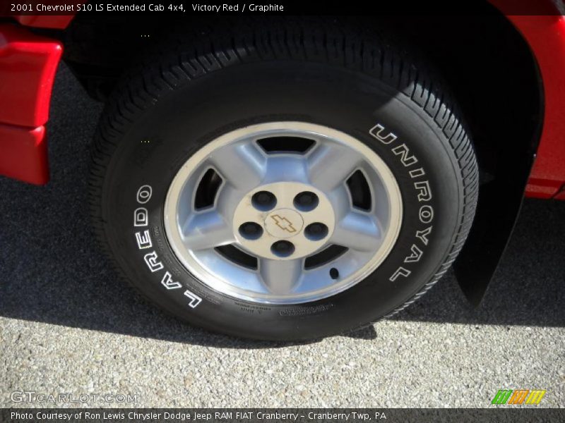  2001 S10 LS Extended Cab 4x4 Wheel