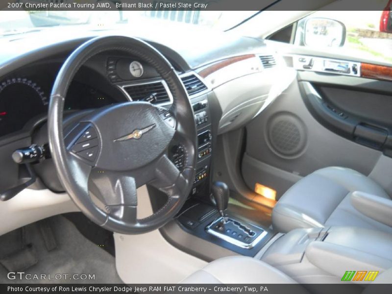 Brilliant Black / Pastel Slate Gray 2007 Chrysler Pacifica Touring AWD