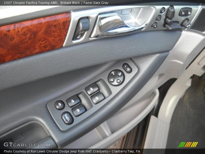 Brilliant Black / Pastel Slate Gray 2007 Chrysler Pacifica Touring AWD