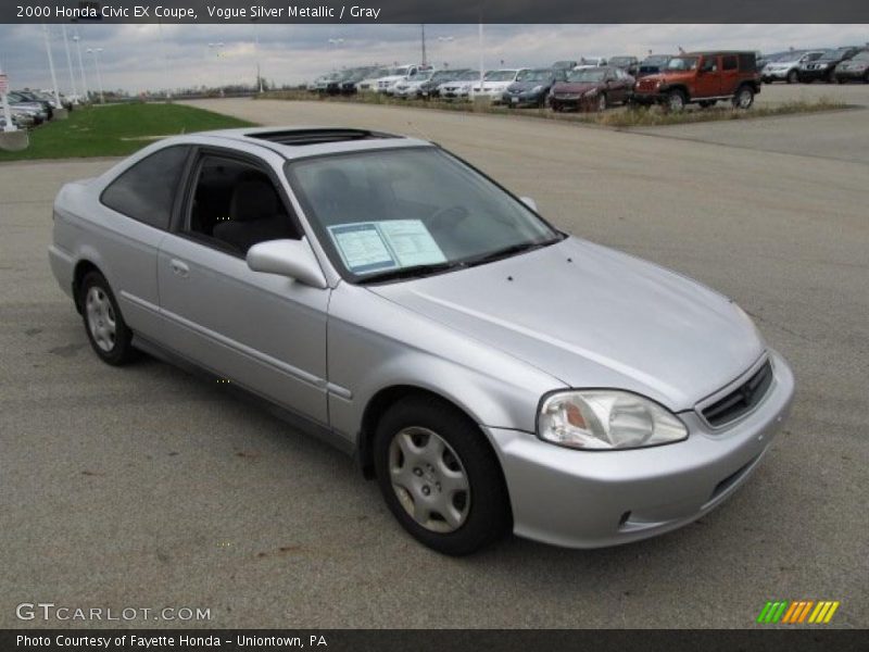 Front 3/4 View of 2000 Civic EX Coupe