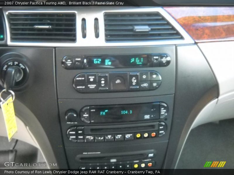 Brilliant Black / Pastel Slate Gray 2007 Chrysler Pacifica Touring AWD