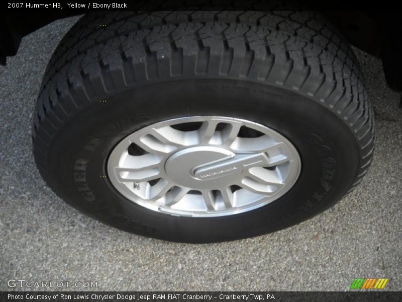 Yellow / Ebony Black 2007 Hummer H3