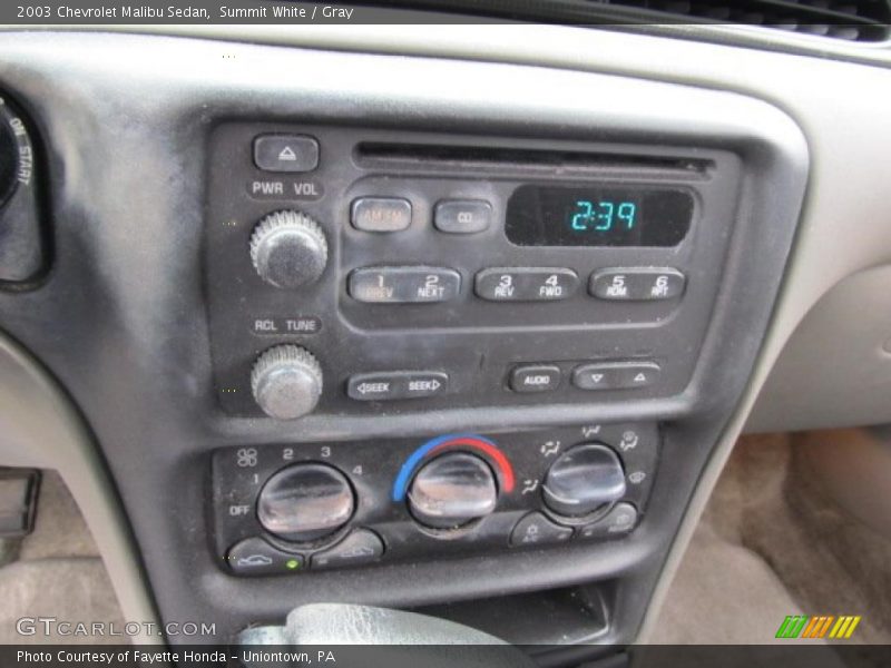 Summit White / Gray 2003 Chevrolet Malibu Sedan