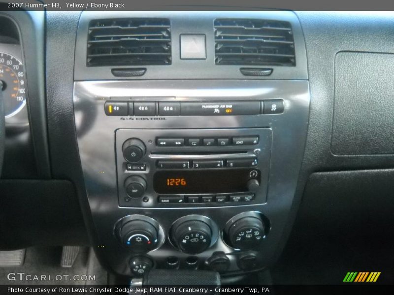 Yellow / Ebony Black 2007 Hummer H3