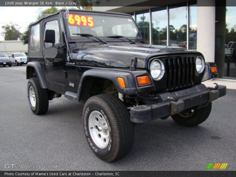 Black / Gray 1998 Jeep Wrangler SE 4x4