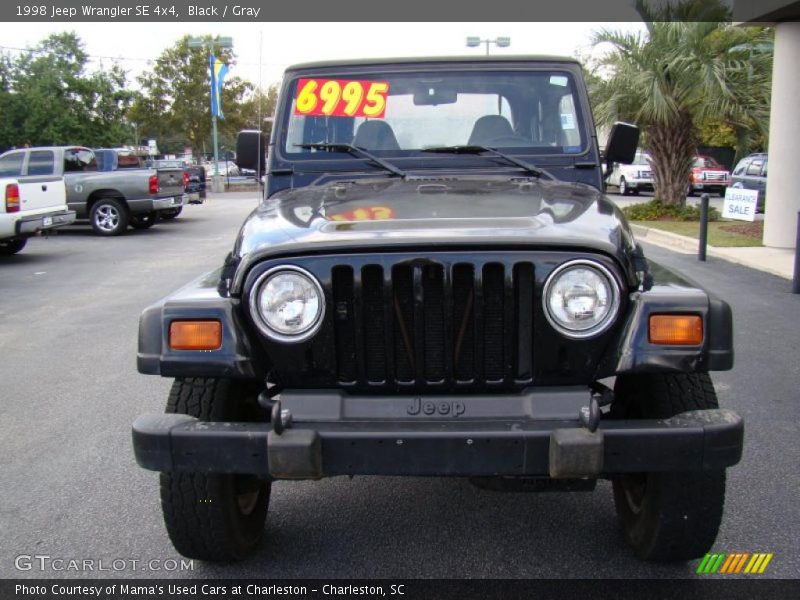 Black / Gray 1998 Jeep Wrangler SE 4x4