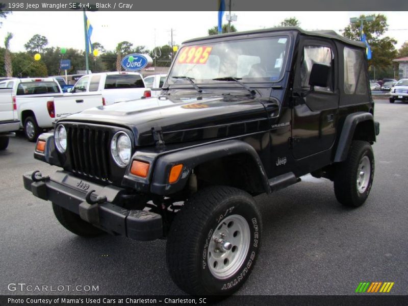 Black / Gray 1998 Jeep Wrangler SE 4x4