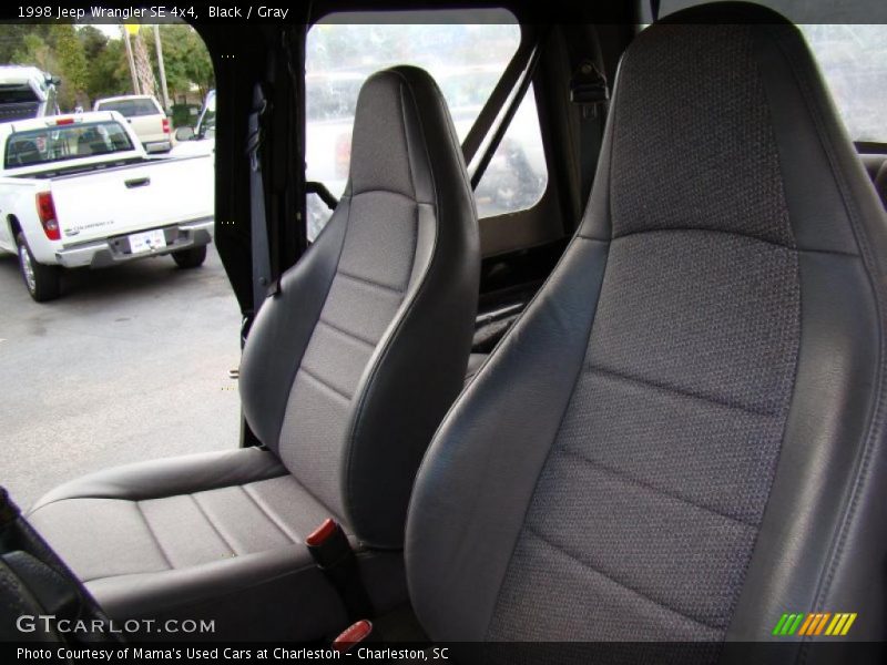 Black / Gray 1998 Jeep Wrangler SE 4x4