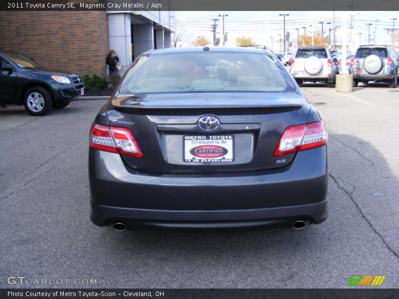 Magnetic Gray Metallic / Ash 2011 Toyota Camry SE
