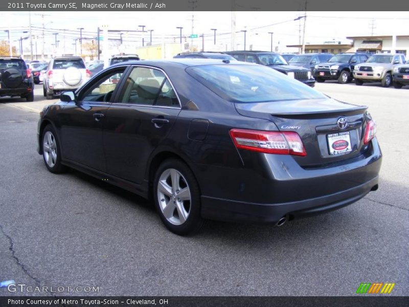 Magnetic Gray Metallic / Ash 2011 Toyota Camry SE