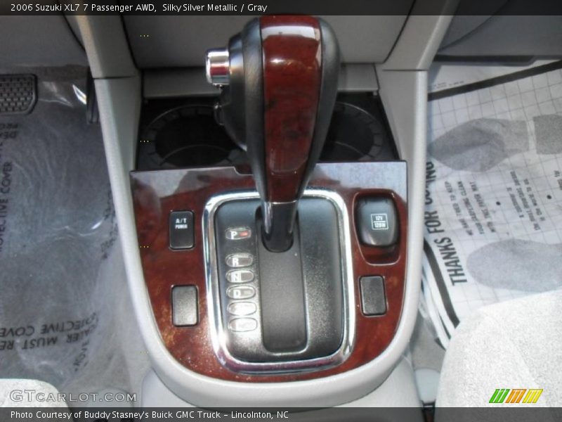  2006 XL7 7 Passenger AWD 5 Speed Automatic Shifter