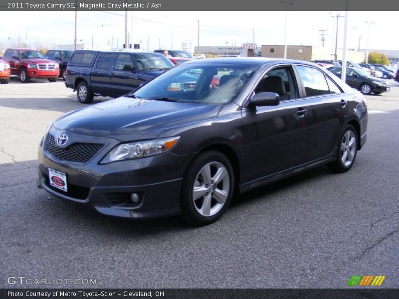 Magnetic Gray Metallic / Ash 2011 Toyota Camry SE