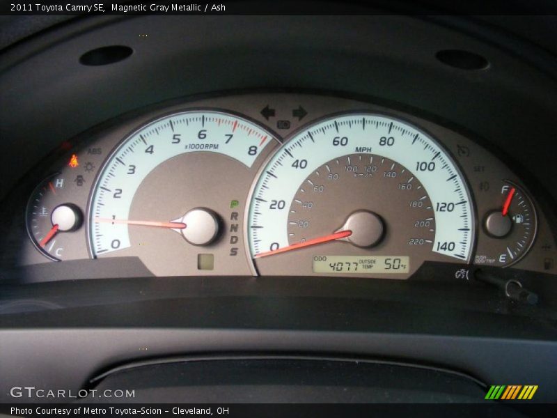 Magnetic Gray Metallic / Ash 2011 Toyota Camry SE
