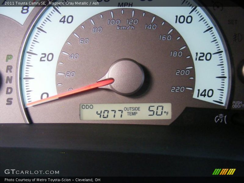 Magnetic Gray Metallic / Ash 2011 Toyota Camry SE