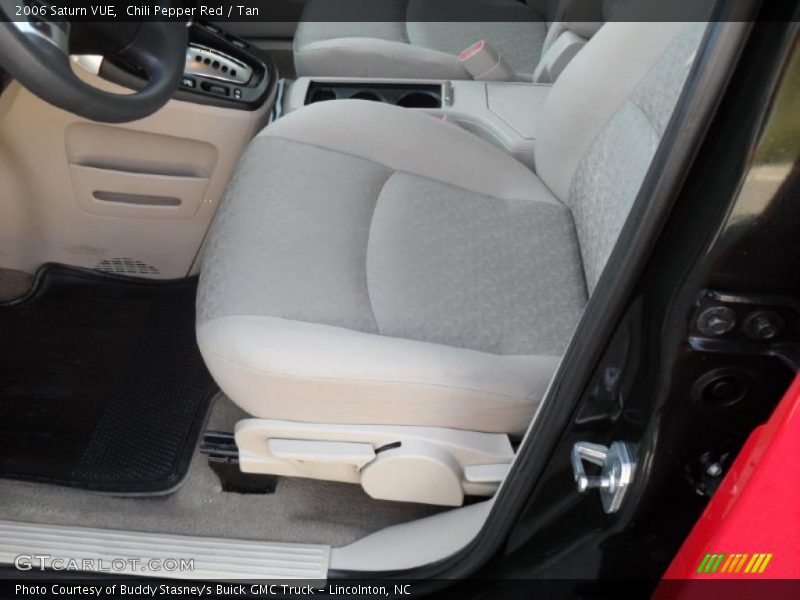 Chili Pepper Red / Tan 2006 Saturn VUE