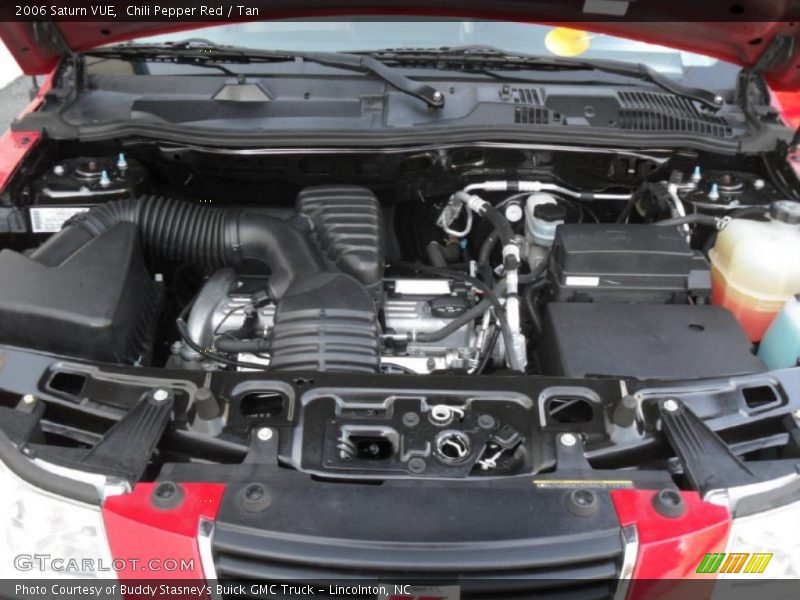 Chili Pepper Red / Tan 2006 Saturn VUE