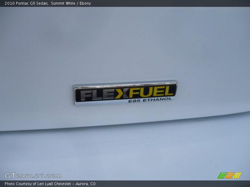 Summit White / Ebony 2010 Pontiac G6 Sedan