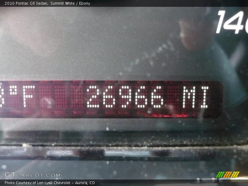 Summit White / Ebony 2010 Pontiac G6 Sedan