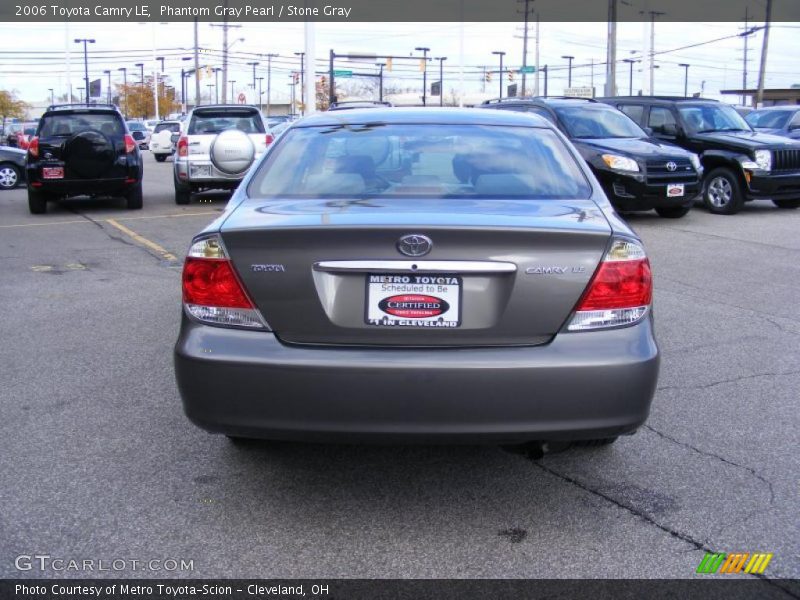 Phantom Gray Pearl / Stone Gray 2006 Toyota Camry LE