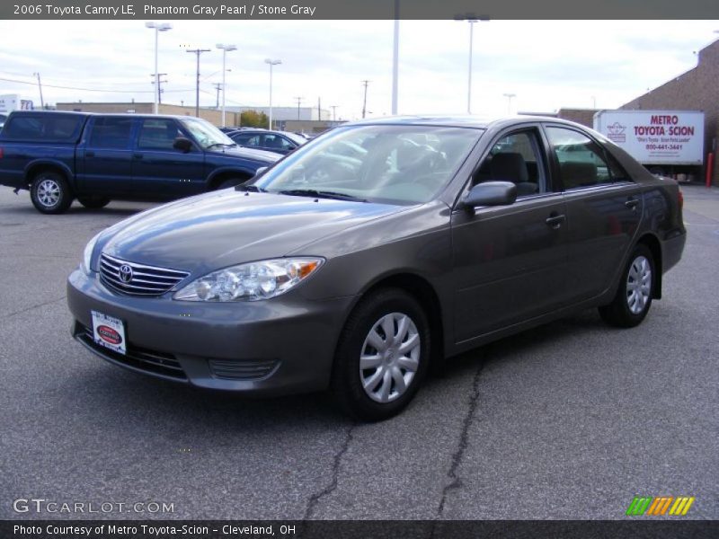 Phantom Gray Pearl / Stone Gray 2006 Toyota Camry LE
