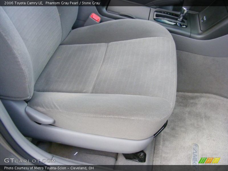 Phantom Gray Pearl / Stone Gray 2006 Toyota Camry LE