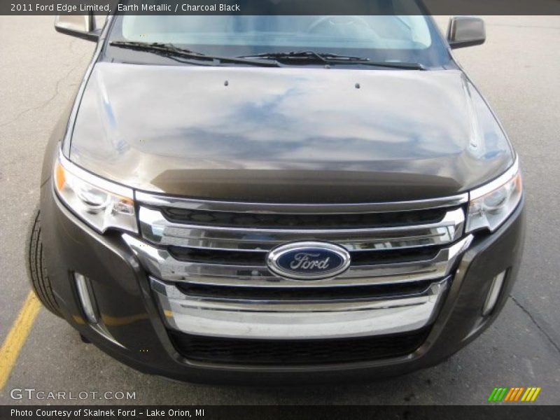 Earth Metallic / Charcoal Black 2011 Ford Edge Limited