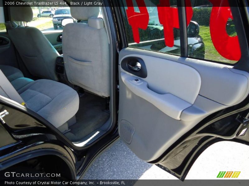 Black / Light Gray 2006 Chevrolet TrailBlazer LS 4x4