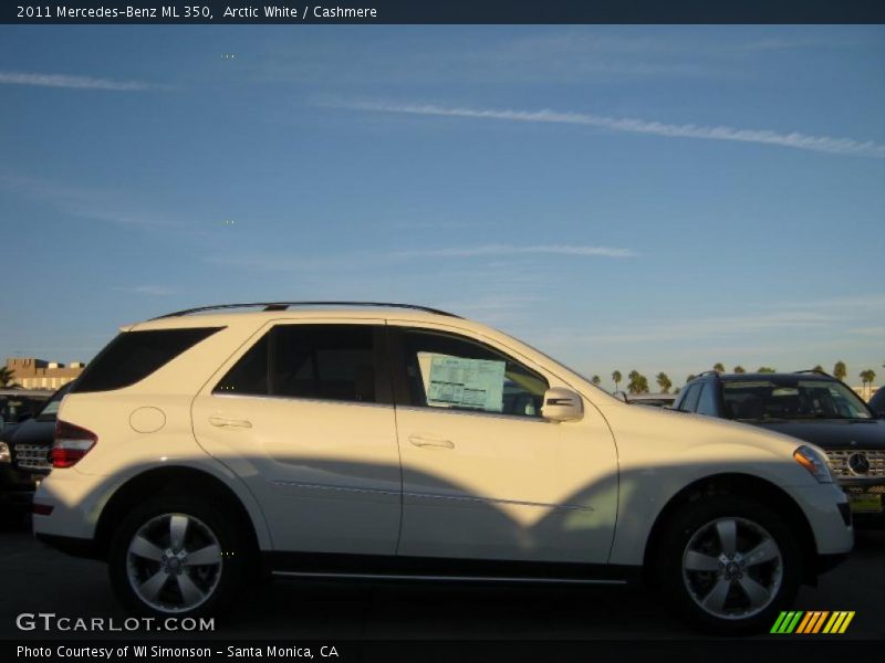 Arctic White / Cashmere 2011 Mercedes-Benz ML 350