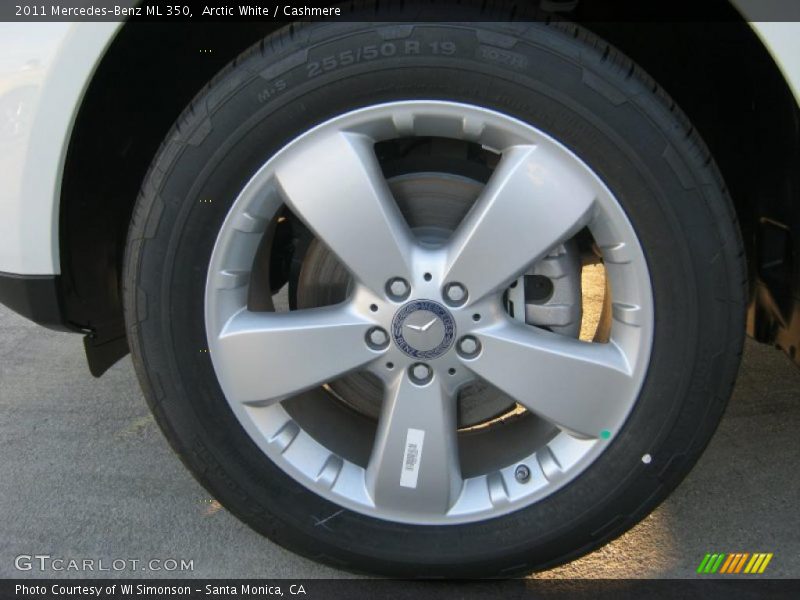 Arctic White / Cashmere 2011 Mercedes-Benz ML 350
