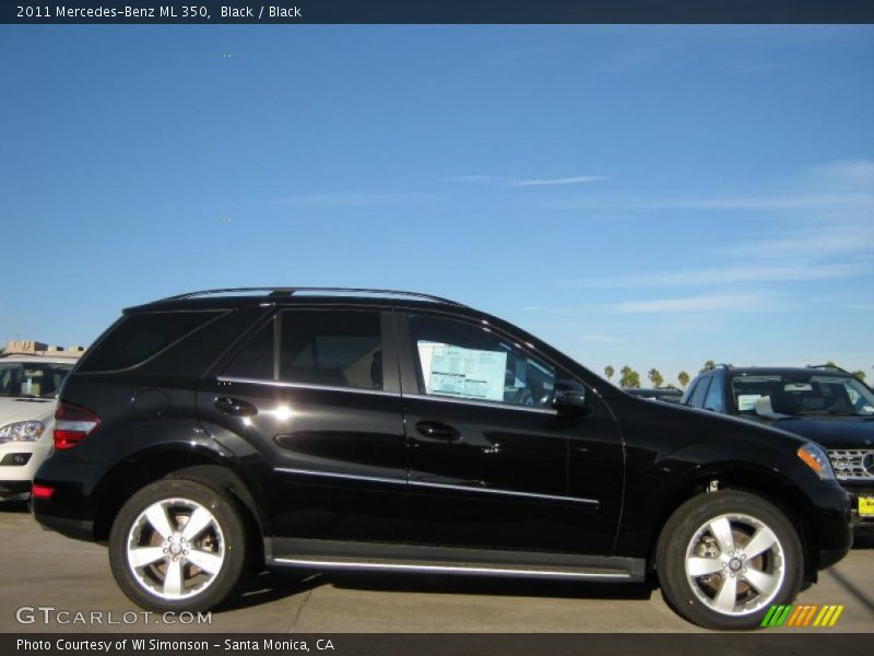 Black / Black 2011 Mercedes-Benz ML 350