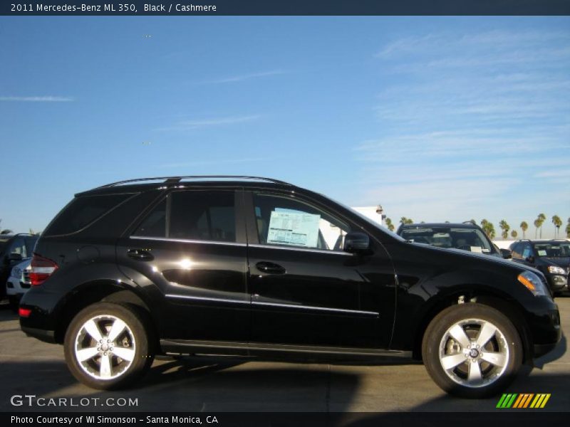 Black / Cashmere 2011 Mercedes-Benz ML 350